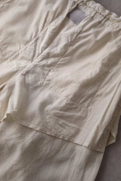 wide easy trousers