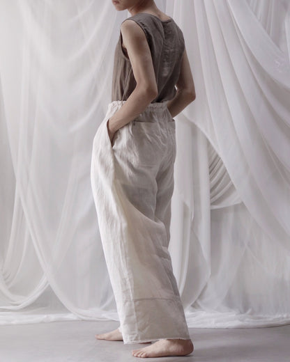 wide easy trousers