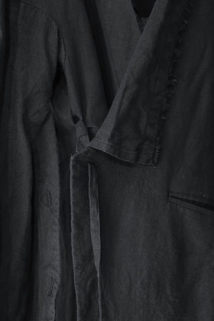 wide shoulder knee-length coat