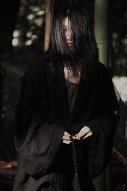 mid-length slit haori