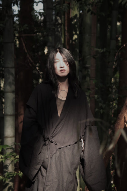 mid-length slit haori