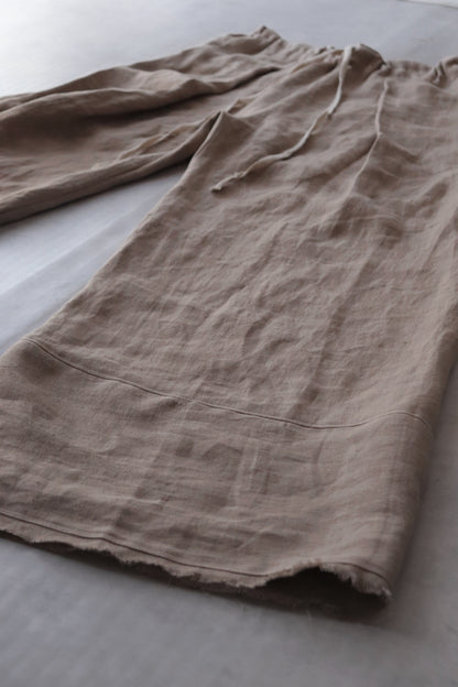 wide easy trousers