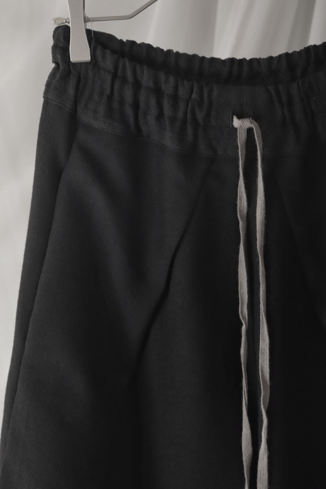 tucked tapered easy slacks