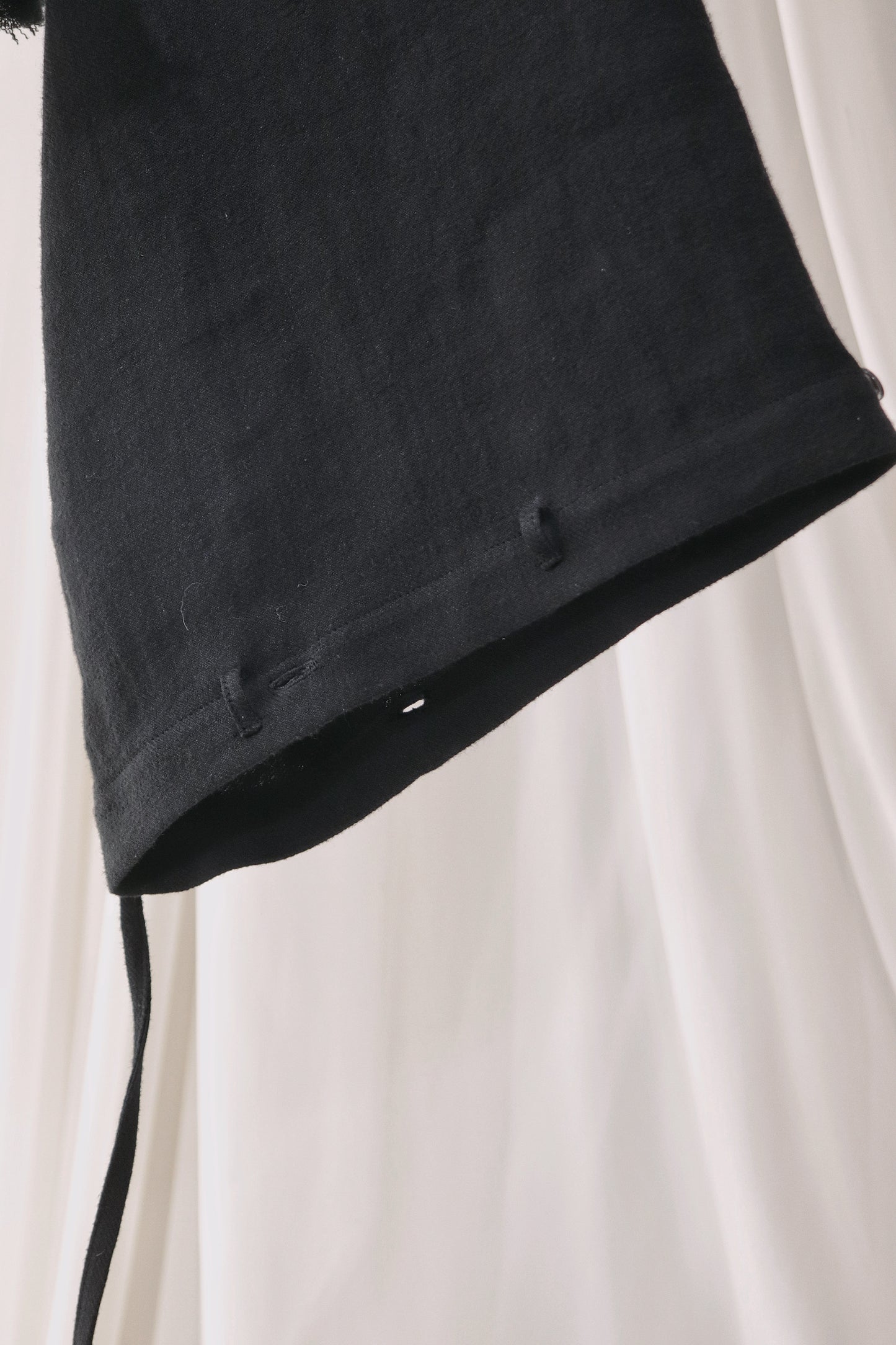 cut off flare sleeve shirt/black