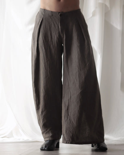 low-rise slacks