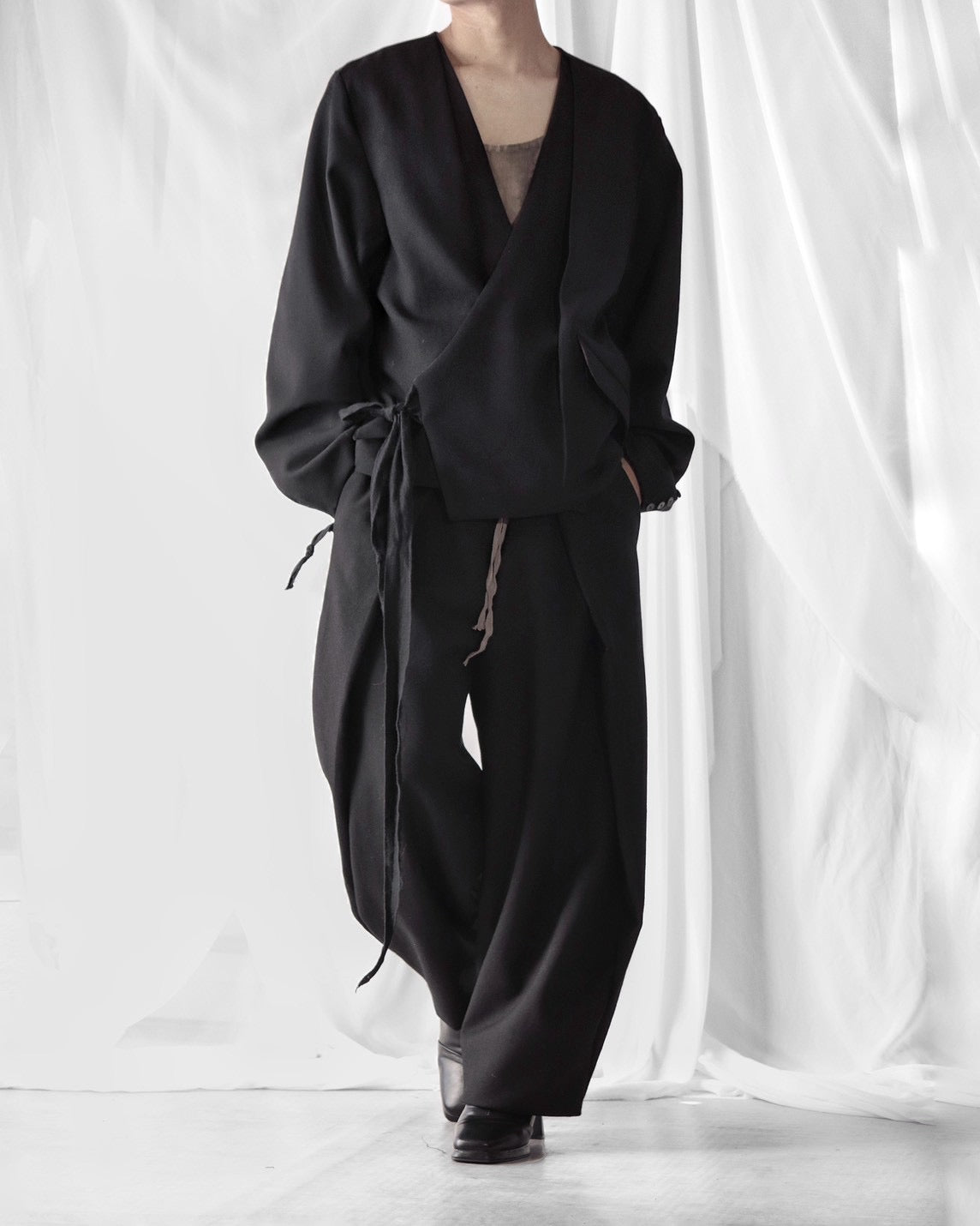 collarless tailored jacket