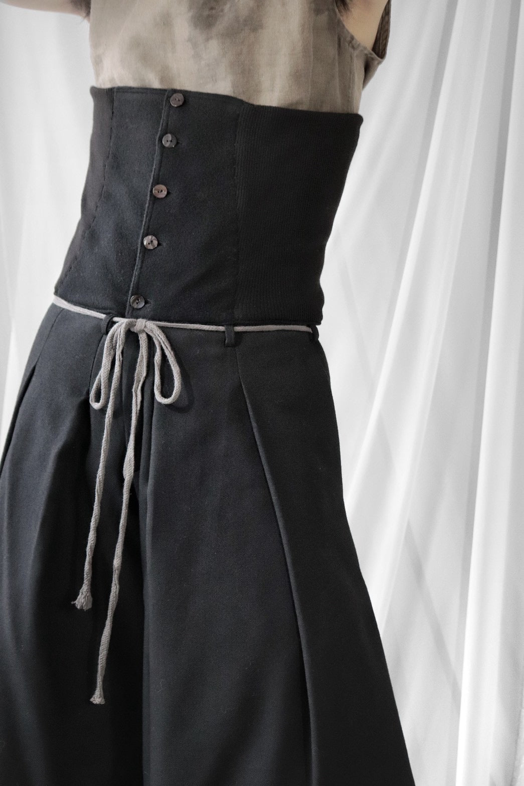 HARAMAKI trousers