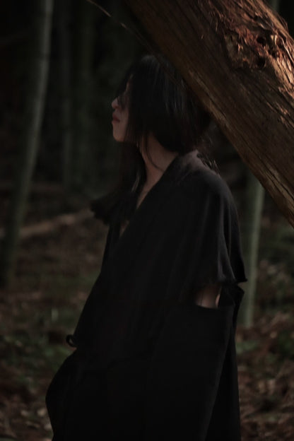 mid-length slit haori