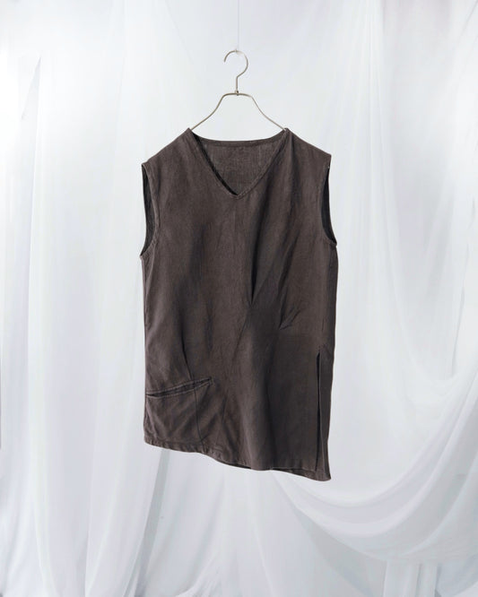 tuck sleeveless shirts
