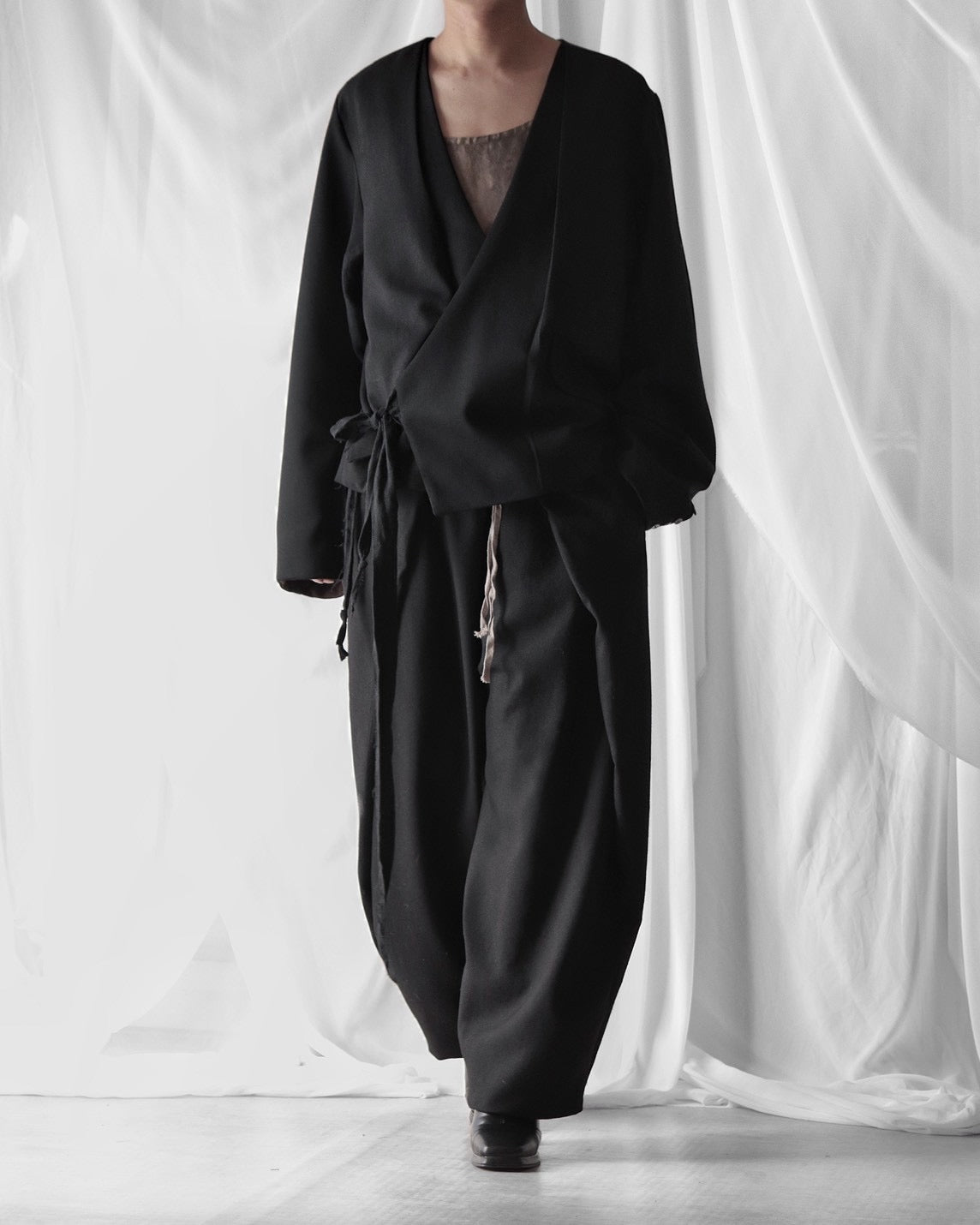 collarless tailored jacket
