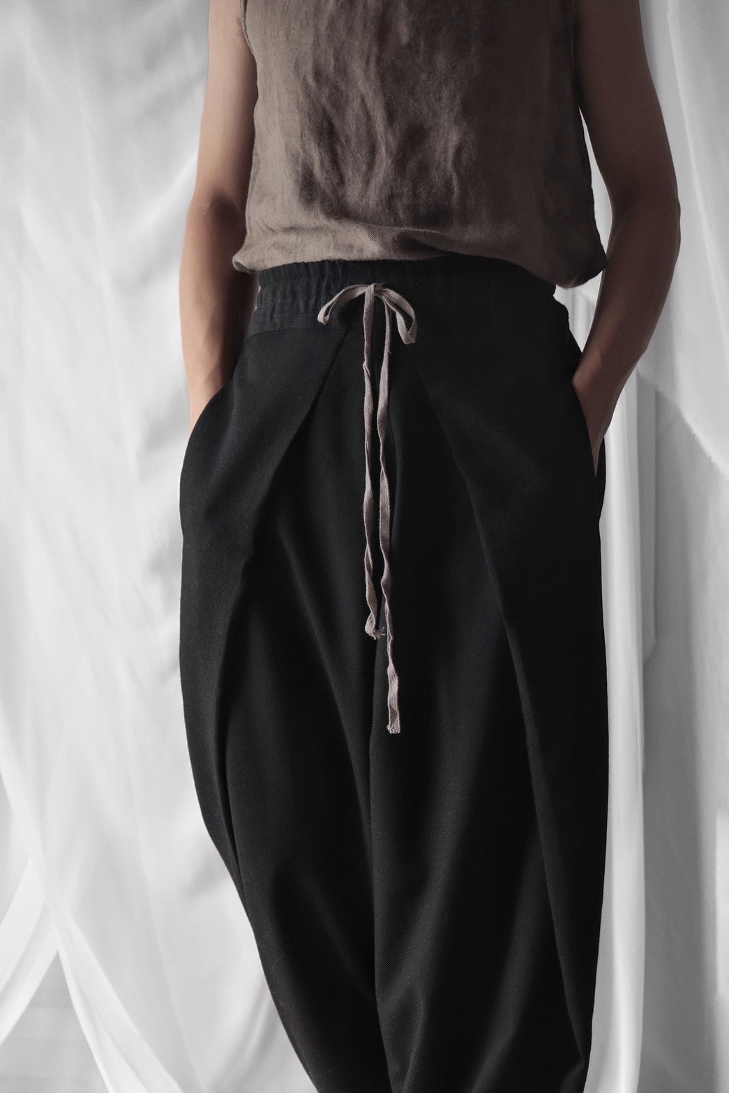 tucked tapered easy slacks