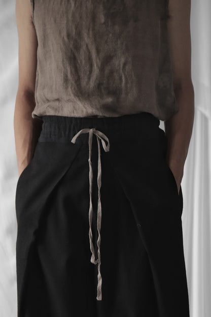 tucked tapered easy slacks
