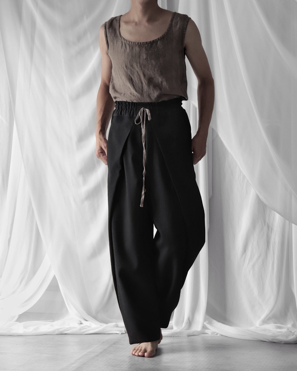 tucked tapered easy slacks