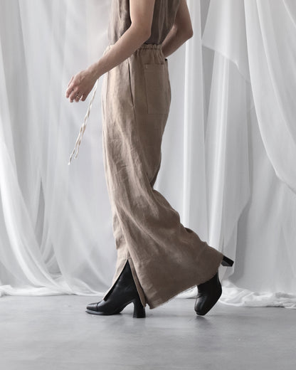 wide easy trousers