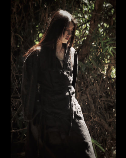 wide shoulder short jacket