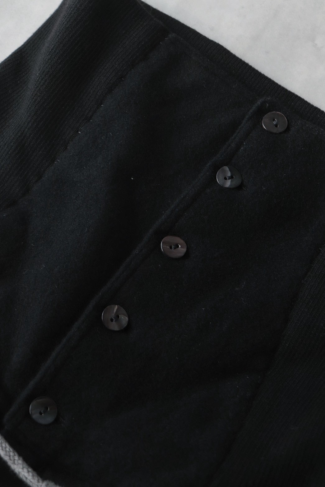 HARAMAKI trousers