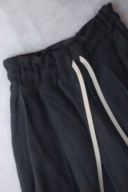 asymmetry tuck easy pants