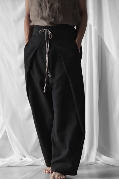 tucked tapered easy slacks