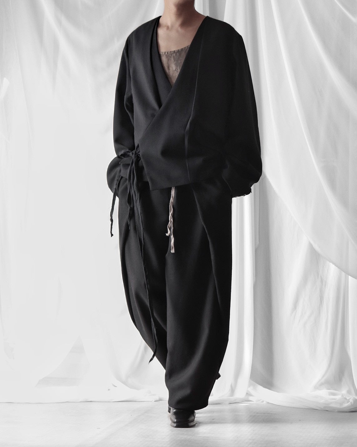 collarless tailored jacket