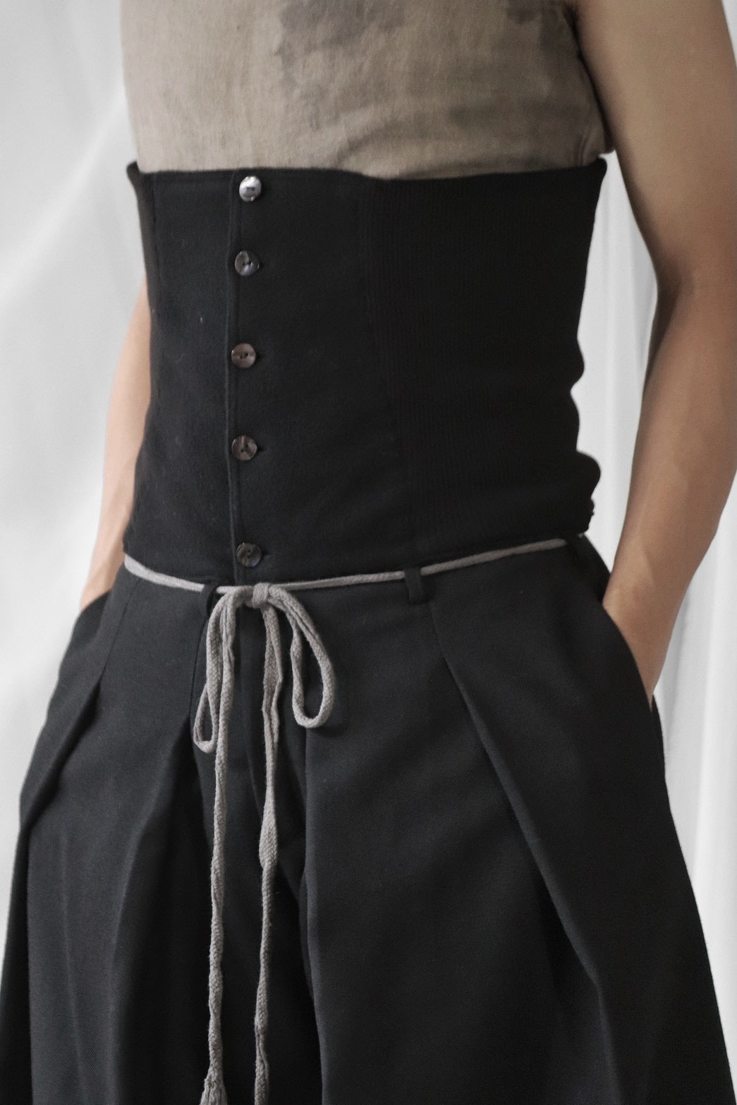 HARAMAKI trousers