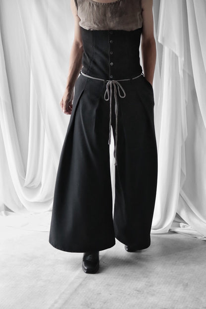 HARAMAKI trousers