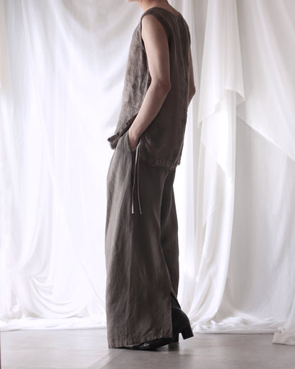 low-rise slacks
