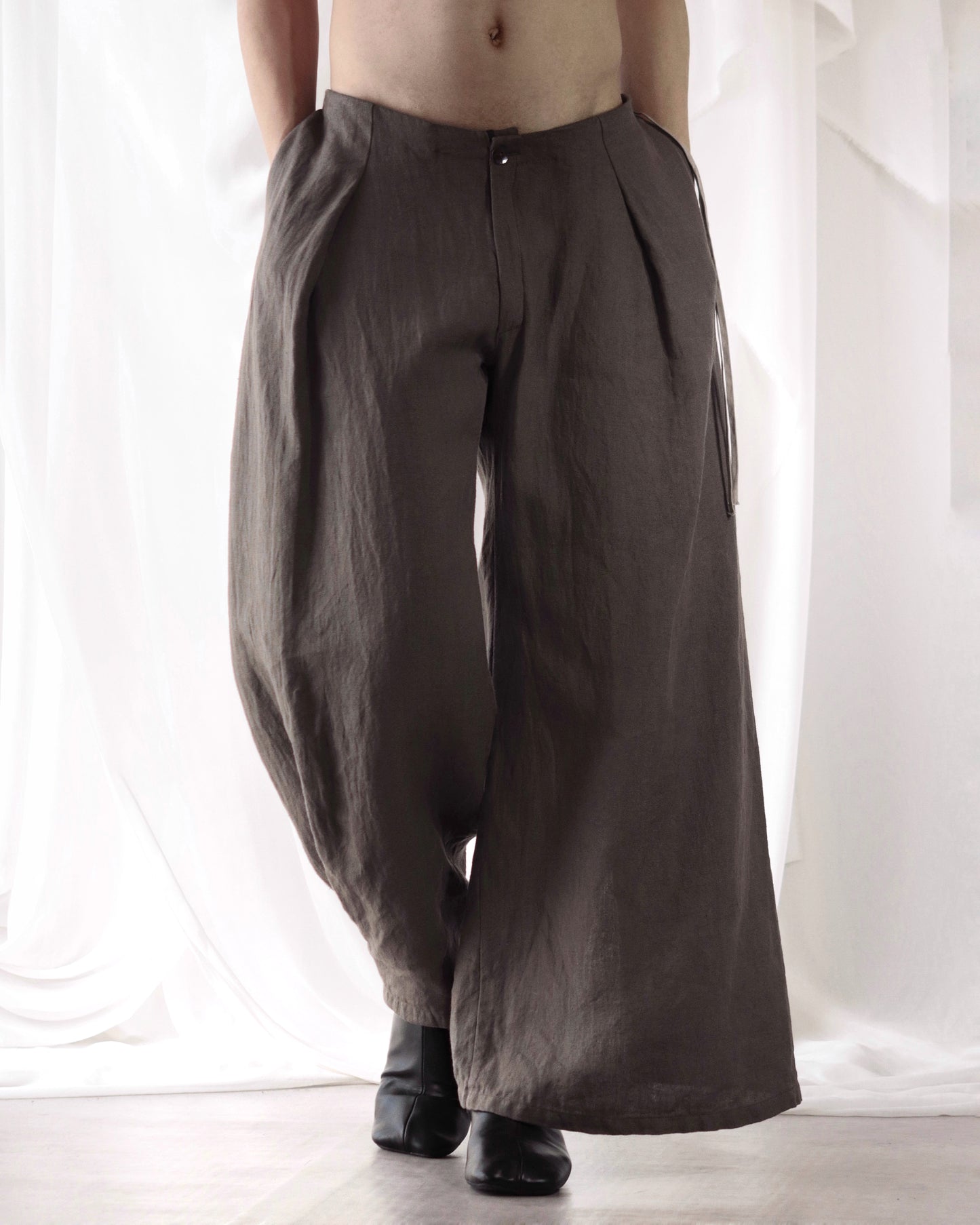 low-rise slacks