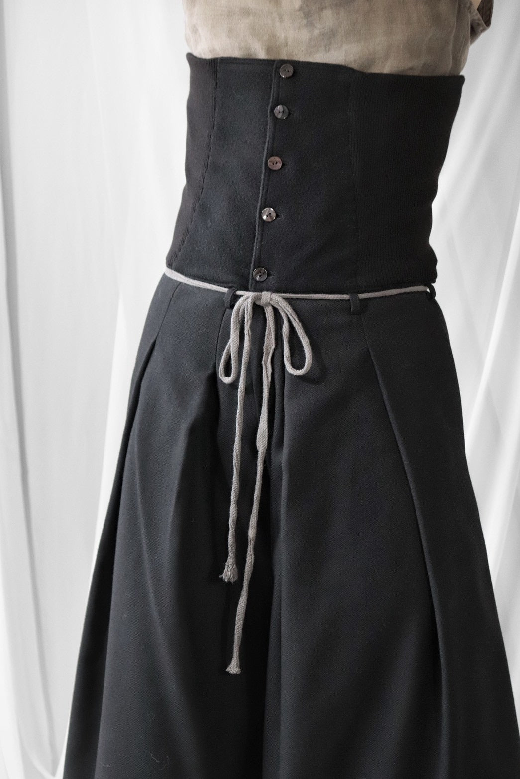 HARAMAKI trousers