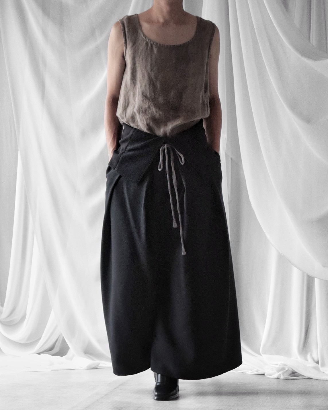 HARAMAKI trousers