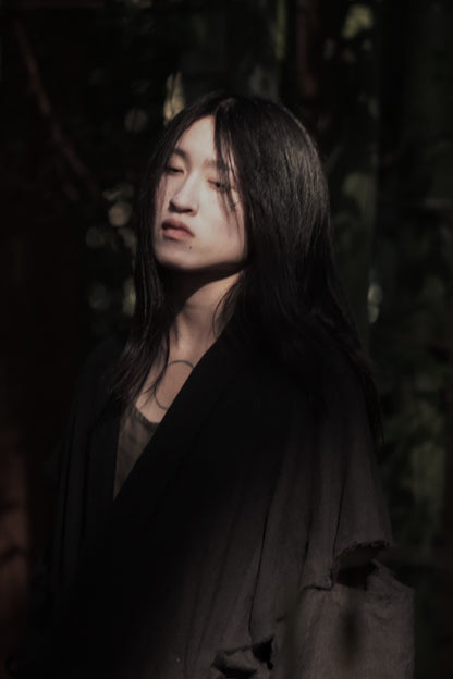 mid-length slit haori