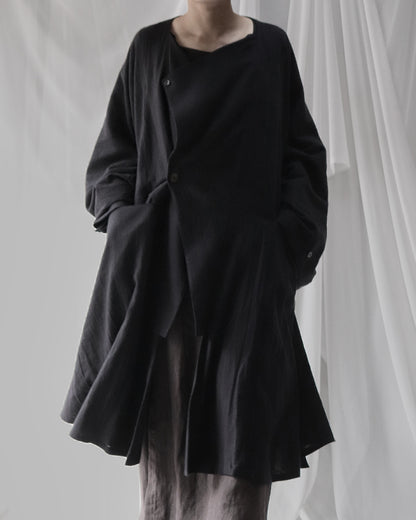 vestido de lino con cuello de tres vías