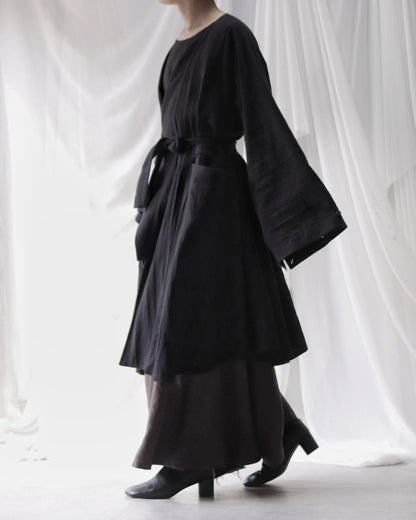 vestido de lino con cuello de tres vías