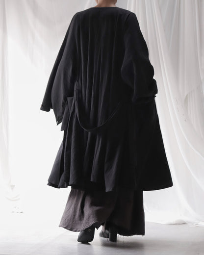 vestido de lino con cuello de tres vías