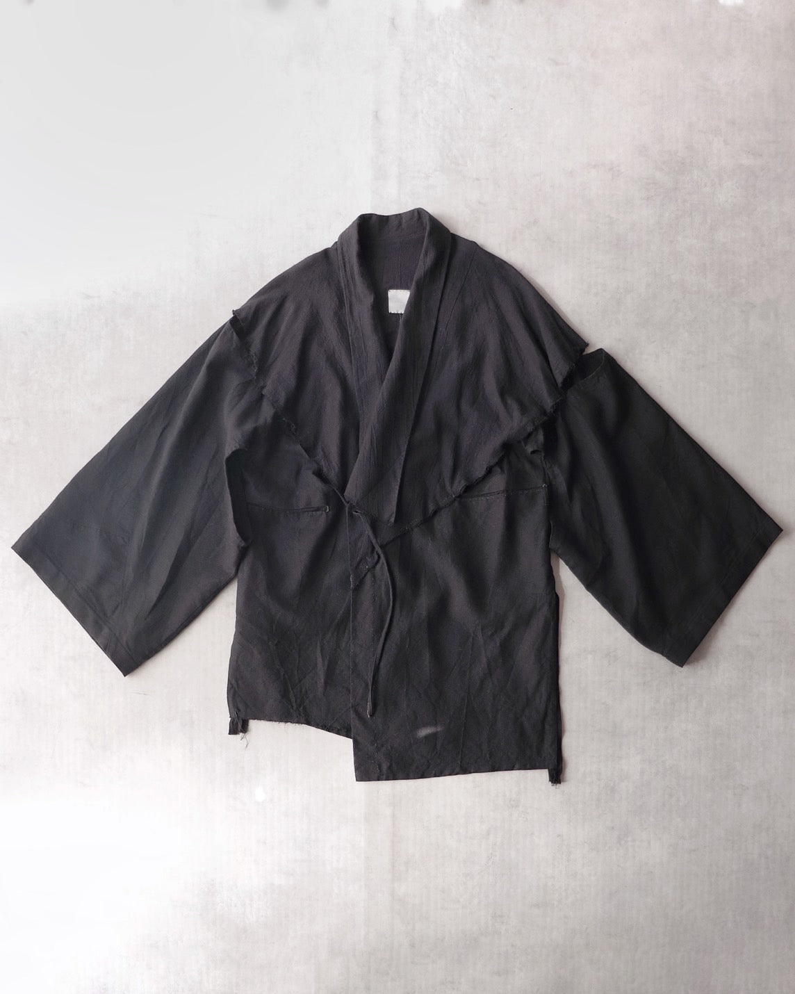 mid-length slit haori
