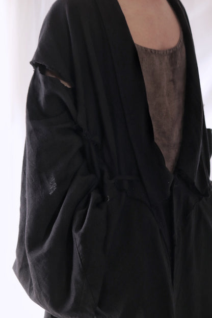 mid-length slit haori