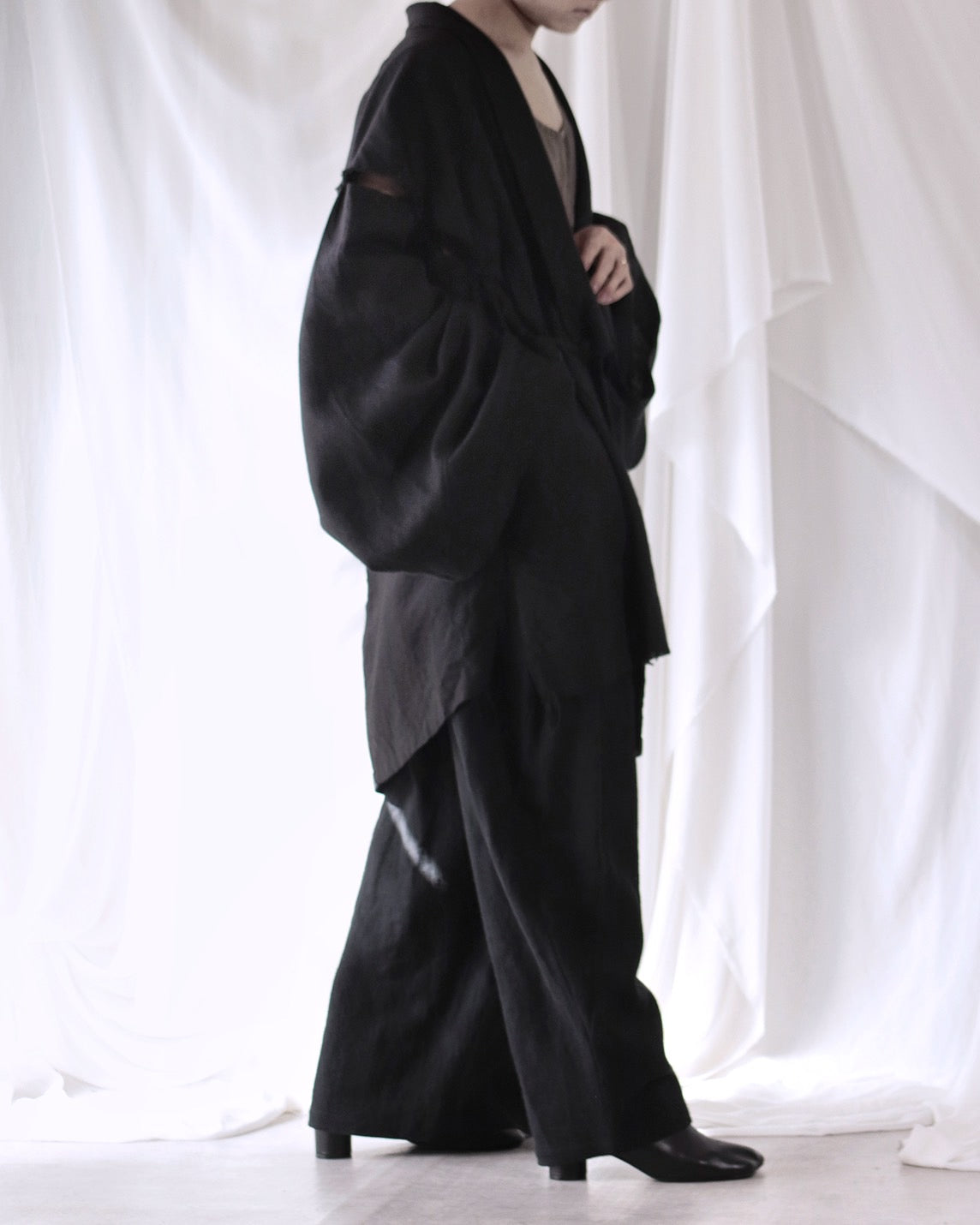 mid-length slit haori