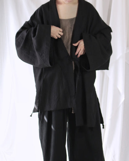 mid-length slit haori