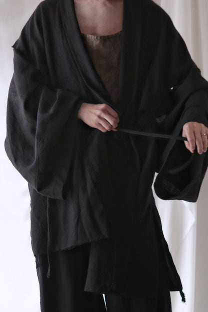 mid-length slit haori
