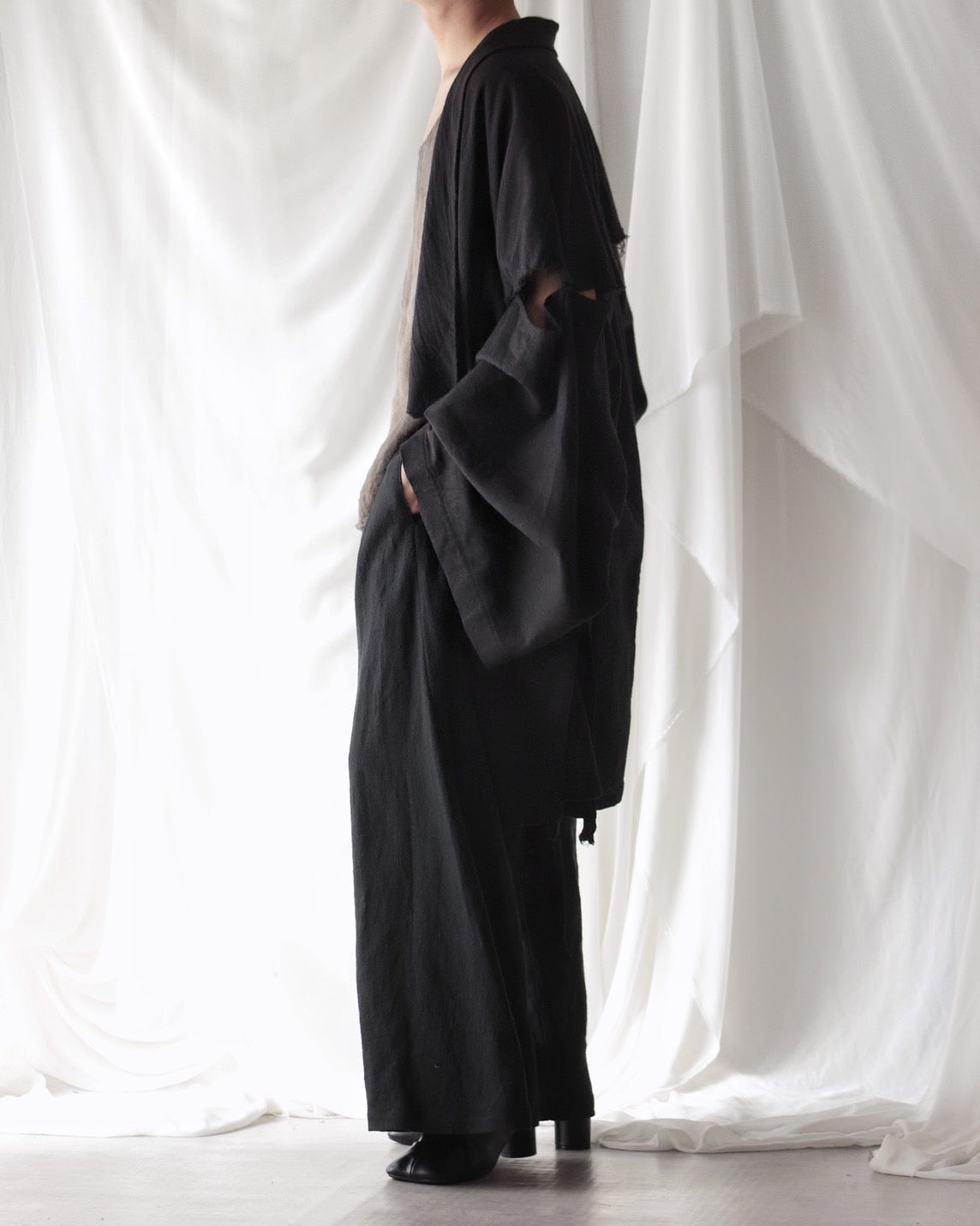 mid-length slit haori