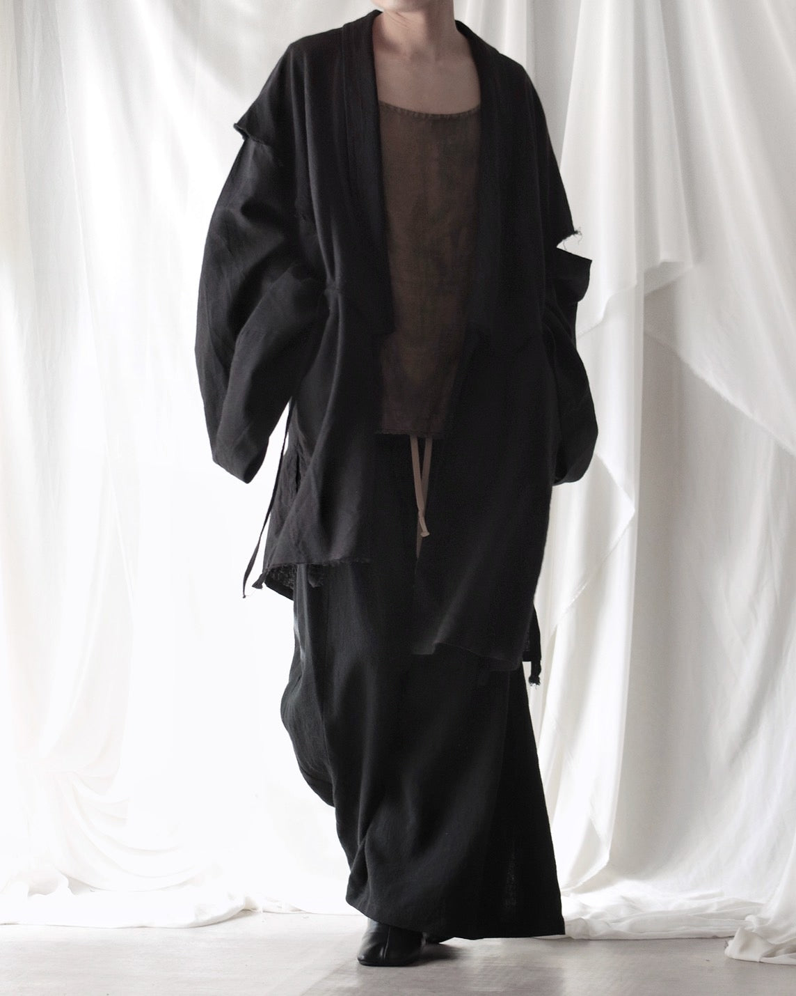 mid-length slit haori