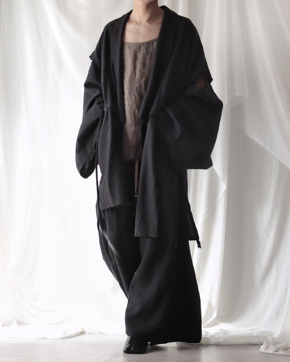mid-length slit haori