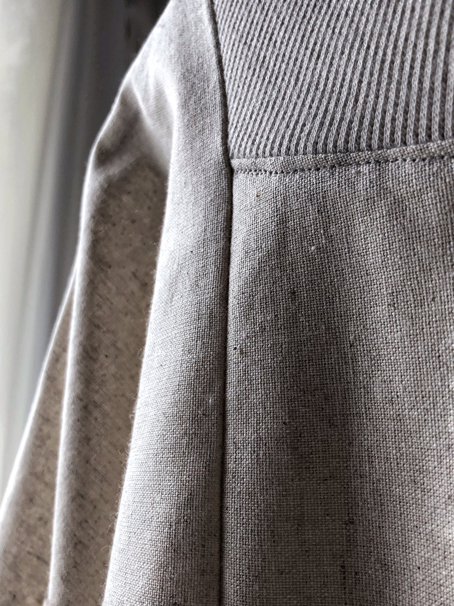 flare sleeve D-neck pullover[cotton&linen]